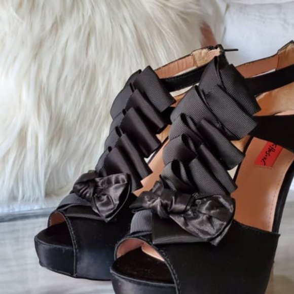 Betsey Johnson Iconnn Black Satin Platform Heels - Picture 6 of 11